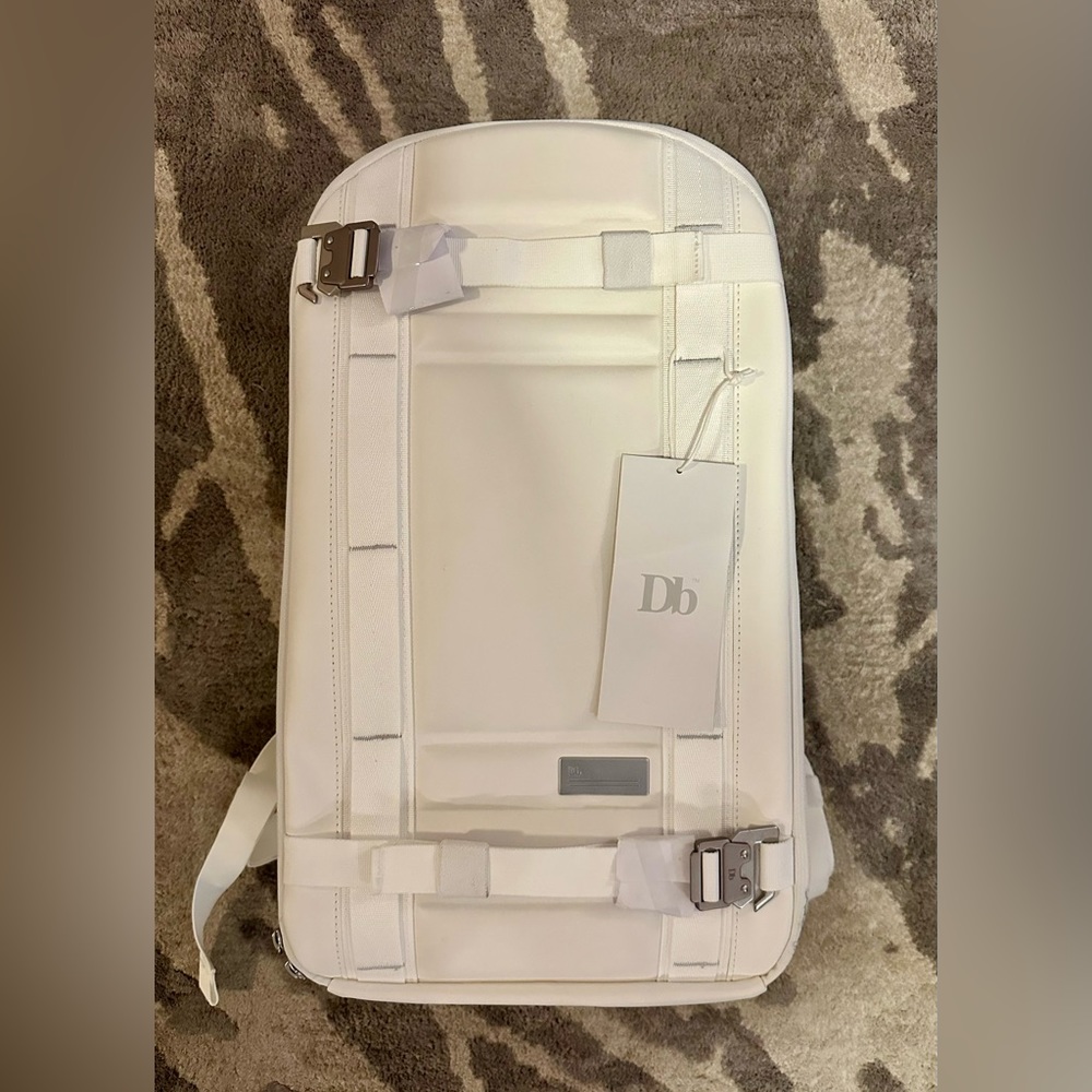 Brand New (NWT) DB Journey/Ramverk 21L backpack (Camera Bag)